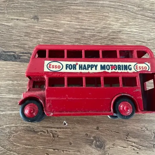Bus de collection N•5