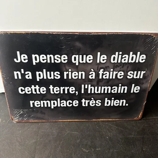 PLAQUE DECORATIVE LE DIABLE