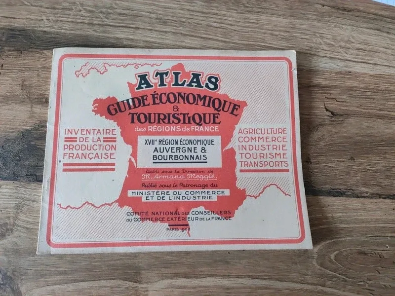 Atlas guide économique et touristique des régions de France de 1922