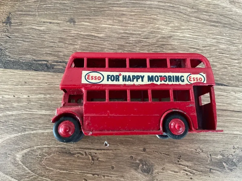 Bus de collection N•5