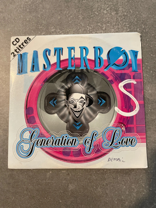 Single masterbox génération of love