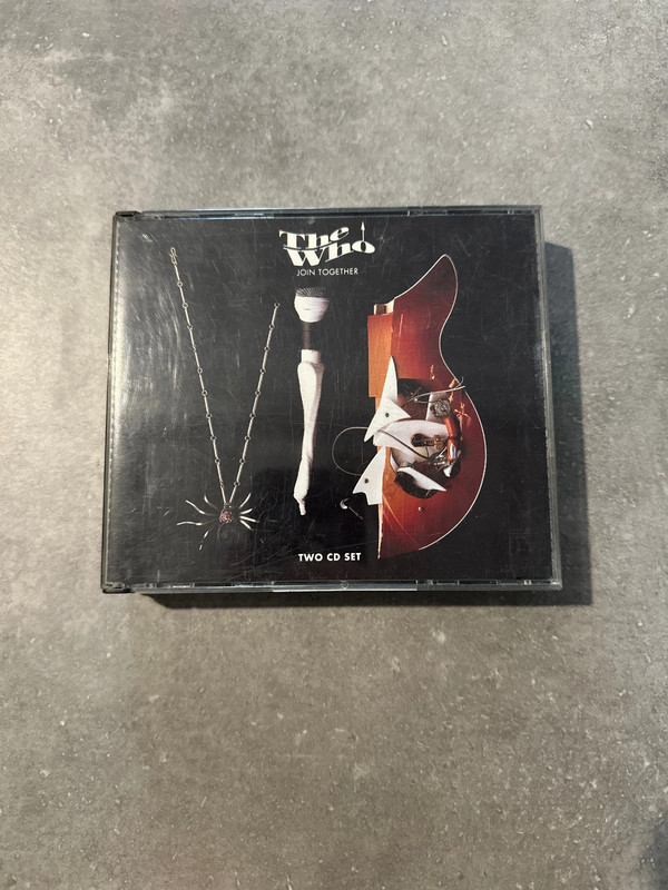 Cd The who join together