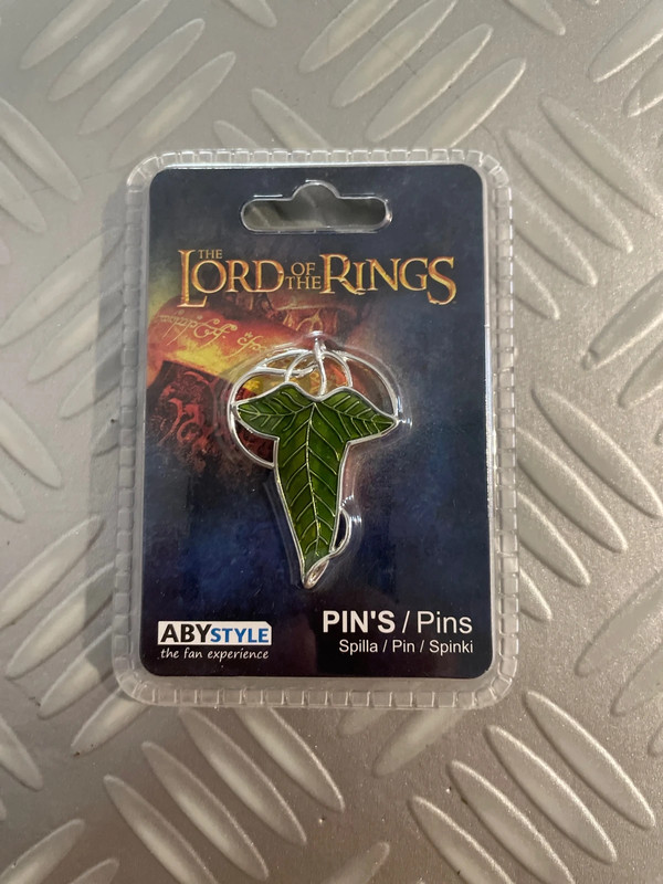 Pins lord of the ring neuf