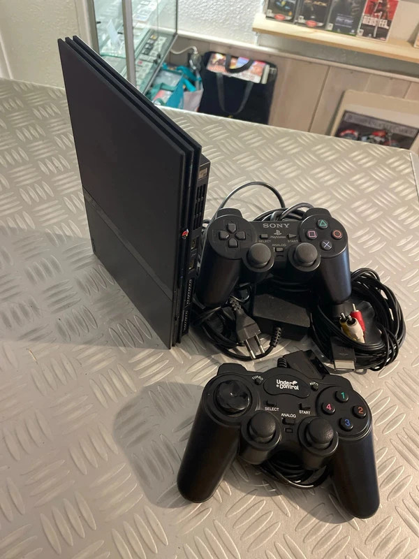 PlayStation 2 slim noir
