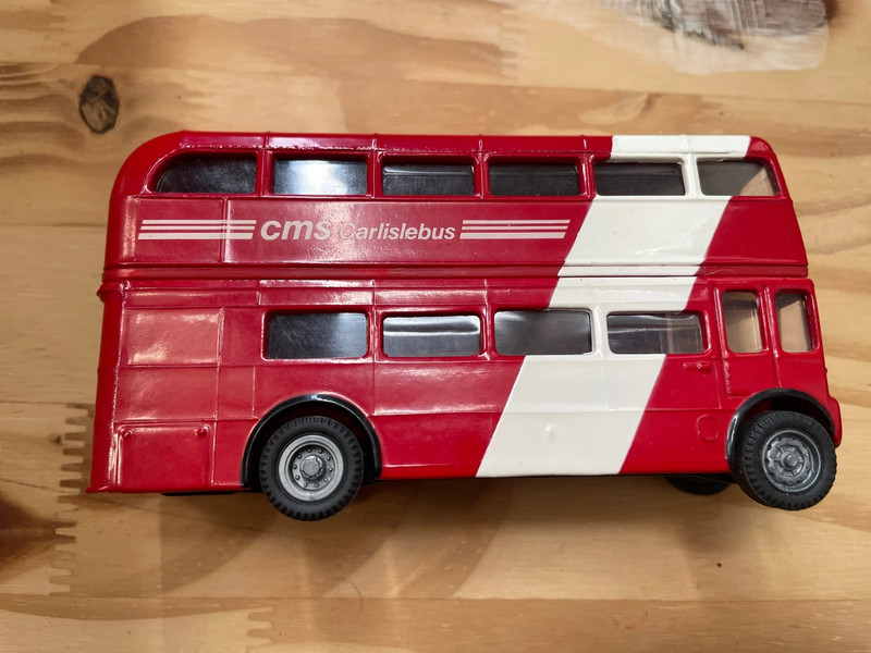 Bus de collection N•82