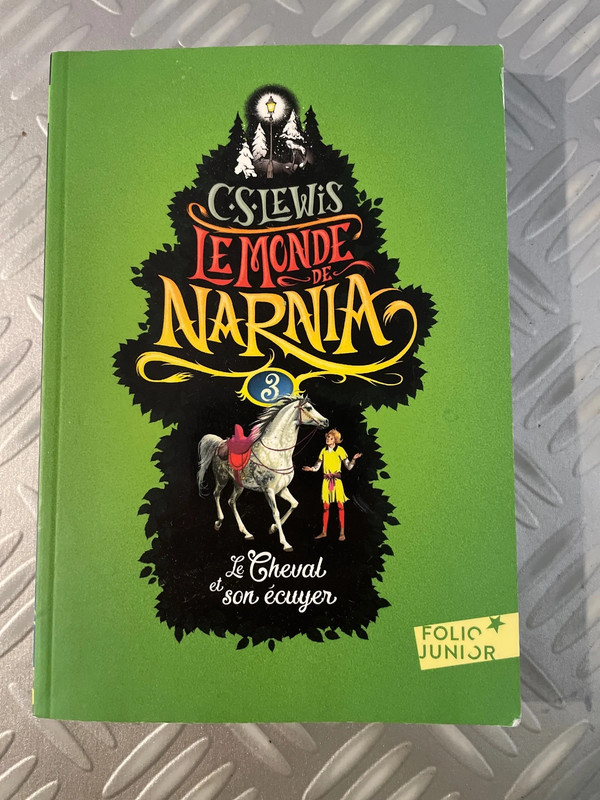 Livre le monde de narnia le cheval et son écuyer