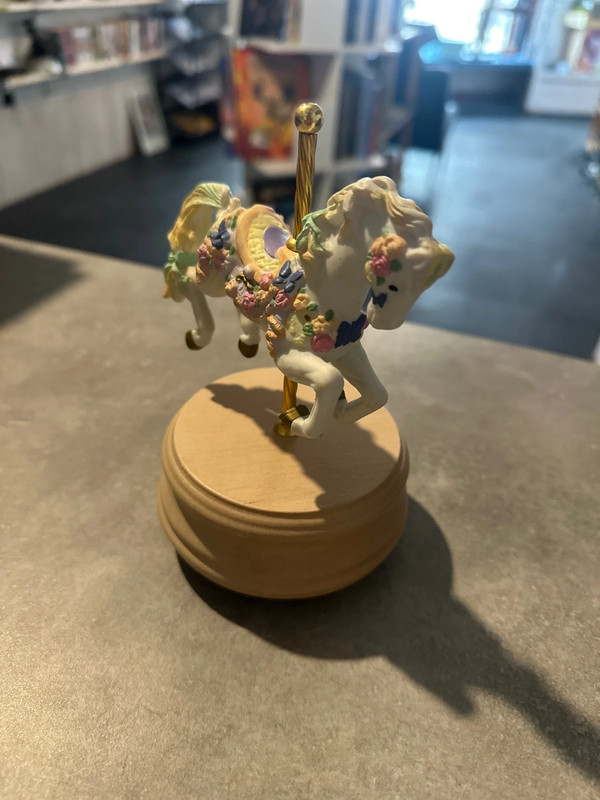 Boîte à musique carrousel